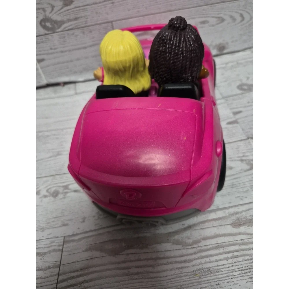 Fisher Price Little People Barbie & Friends Racing Convertible car w/2 figures